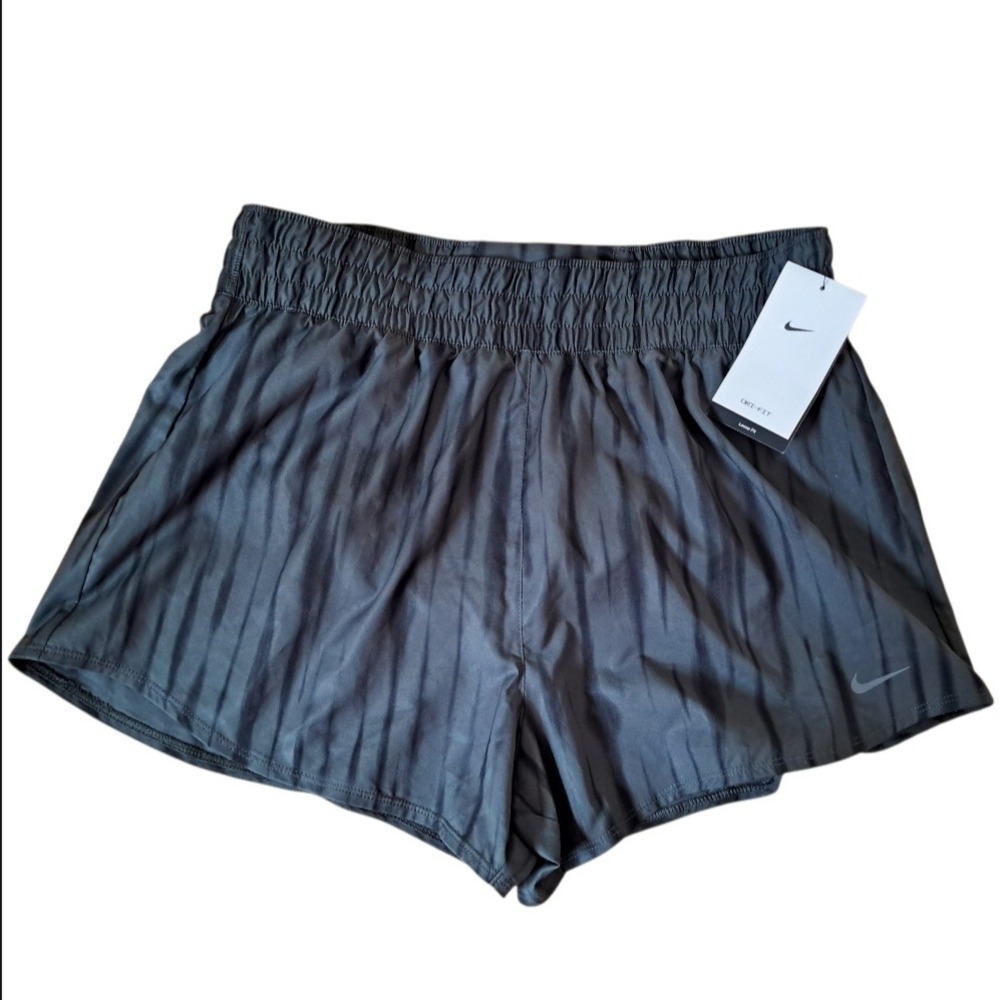 Nike Dri-FIT Women's Running Shorts‎ Black Textured Athletic Gym Workout Size L
